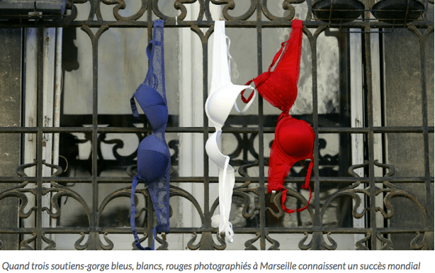 La photo des trois soutiens gorge bleu blanc rouge!
